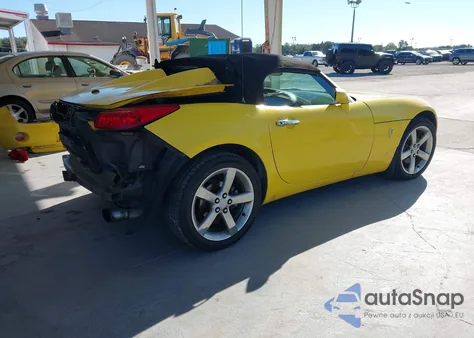 2007 Pontiac Solstice Gxp z USA, uszkodzony, nr VIN 1G2MG35X57Y127699